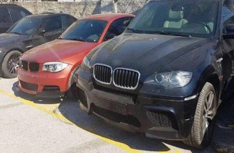 Πανικός στην αγορά της Αθήνας: Έτσι θα αγοράσετε αυτοκίνητο από 400 ευρώ και μοτοσυκλέτες από 120 ευρώ